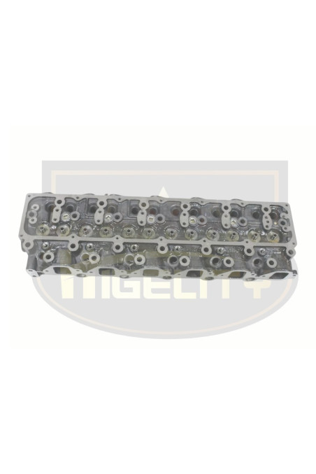 CABEZOTE NISSAN TD42 6 CILINDROS CON PRECAMARA (HLT)