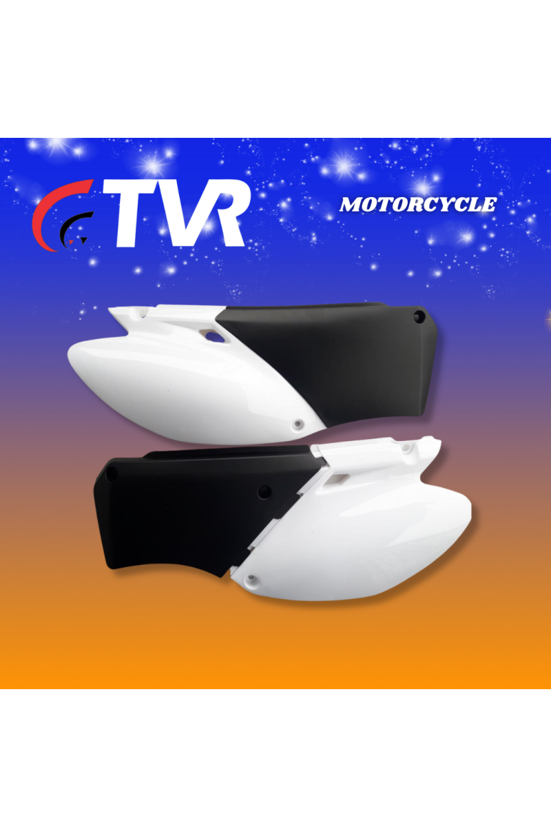 TAPA/COBERTOR LATERAL SKR200 NEGRO/BLANCO PAR (TVR)